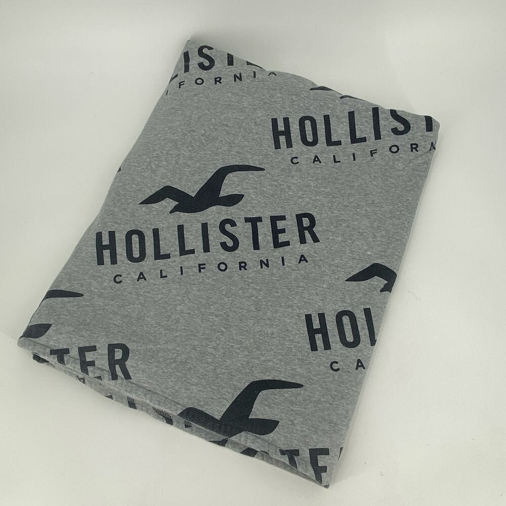 Gray Hollister California blanket throw logo 60” x 48”